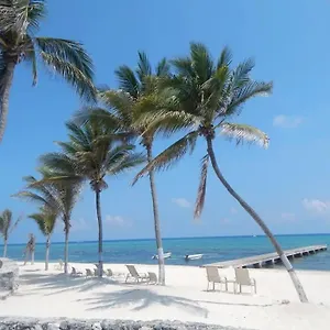 https://beach-living-at-villas-pappagallo.comcaribbean.com